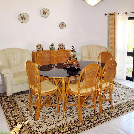 Holiday Castelo - Vdl100 Holiday home *